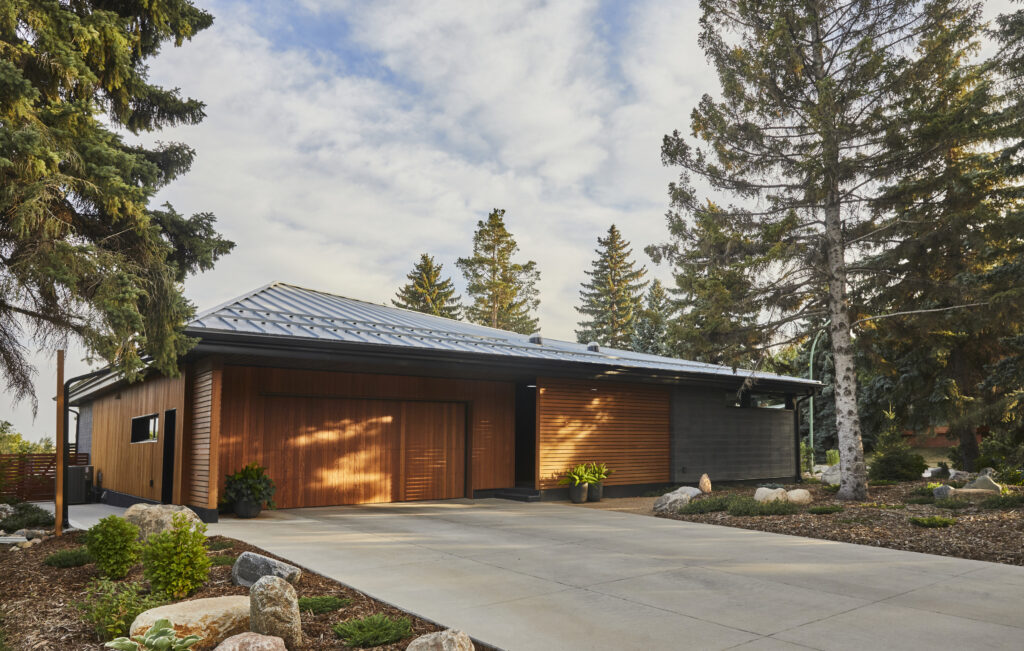 House 5 River Heights Residence